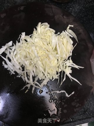 斋炒紫薯粉的做法步骤：4