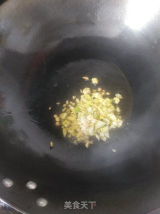 酱香油豆腐的做法步骤：3