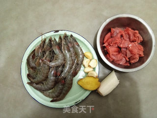 爆两样（虾仁肉片）的做法步骤：1