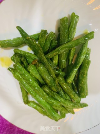 干煸四季豆的做法步骤：3