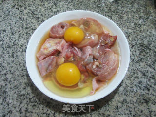 鸡蛋蒸腊鸡腿的做法步骤：3