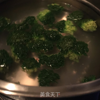 莲藕西兰花小拌菜的做法步骤：5