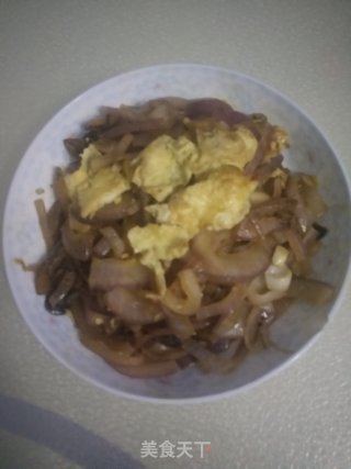 洋葱炒鸡蛋的做法步骤：8