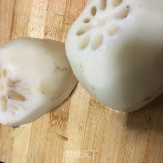 家常炒藕条的做法步骤：2