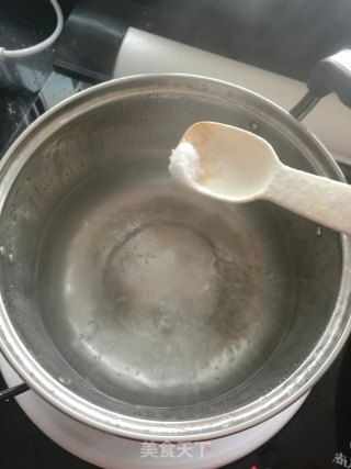 凉拌饺子皮的做法步骤：4