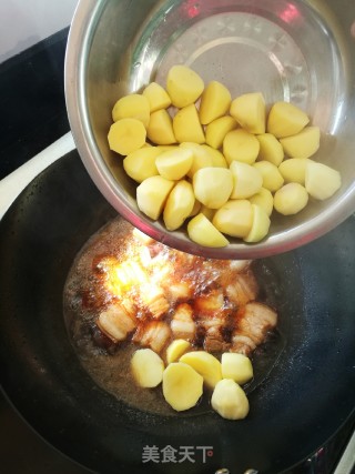 五花肉焖土豆的做法步骤：10