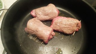 红酒牛肉卷的做法步骤：6