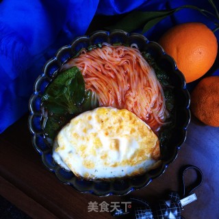 红油酸汤鸡蛋面的做法步骤：9