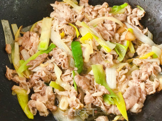 葱爆羊肉的做法步骤：6
