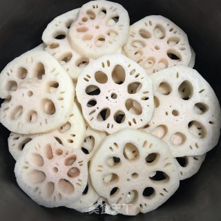 红糖糯米藕的做法步骤：3