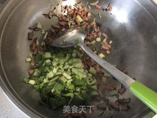 香肠炒饭的做法步骤：3