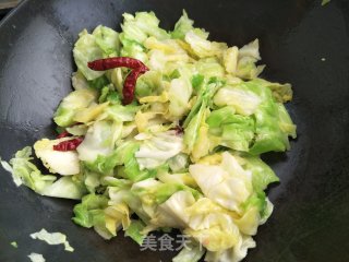 辣炒手撕包菜的做法步骤：6