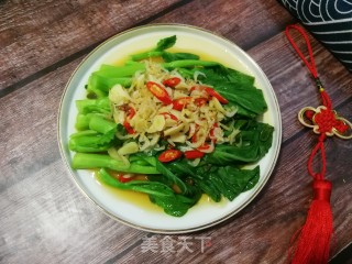 虾皮蒜蓉浇菜芯的做法步骤：8