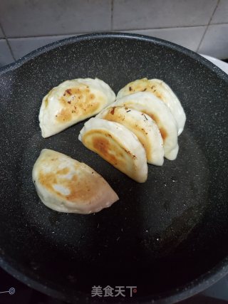 韭菜盒子的做法步骤：14