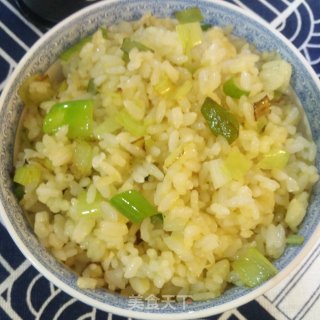 黄金炒饭的做法步骤：4