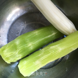 蚝油笋片的做法步骤：1