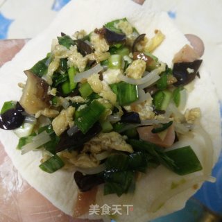 韭菜鸡蛋木耳素包子的做法步骤：6