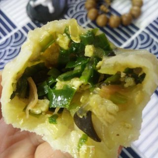 韭菜鸡蛋木耳素包子的做法步骤：11