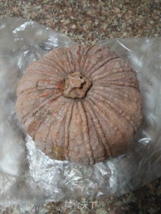 蚝油炒南瓜的做法步骤：1