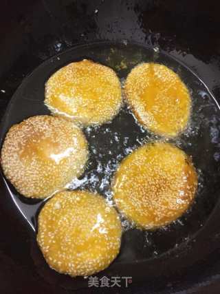外酥里糯的南瓜饼，好吃又营养的做法步骤：8