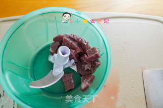 10个月以上牛肉蛋饺的做法步骤：2