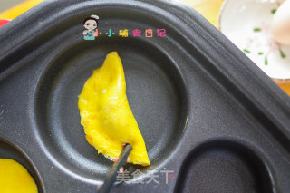 10个月以上牛肉蛋饺的做法步骤：7