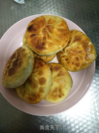 韭菜肉馅饼的做法步骤：8