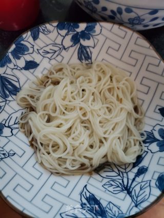 猪油渣拌面的做法步骤：4