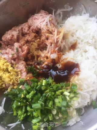鲜肉包子的做法步骤：10