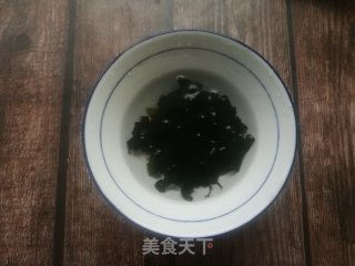 海带芽豆腐味噌汤的做法步骤：3