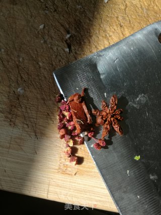 慈菇烧肉的做法步骤：6