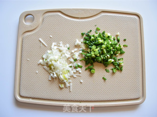 黄花鱼馄饨的做法步骤：4