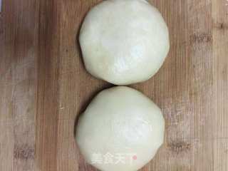 没有老婆的老婆饼，不用烤箱，也能酥得掉渣的做法步骤：4