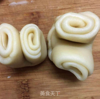 没有老婆的老婆饼，不用烤箱，也能酥得掉渣的做法步骤：9
