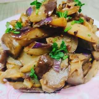 酱爆茄子的做法步骤：5