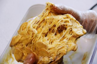 咸蛋黄雪花酥的做法步骤：9