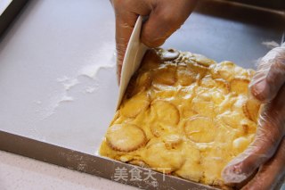 咸蛋黄雪花酥的做法步骤：10