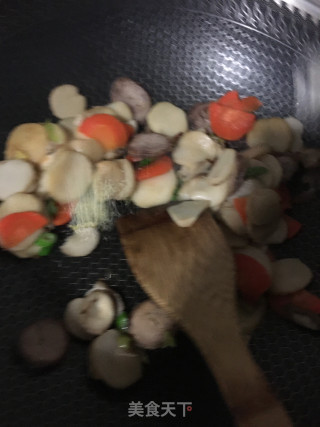腊肠炒杏鲍菇的做法步骤：7