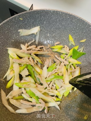 大葱炒肉丝的做法步骤：5