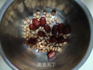 花生红枣浆的做法步骤：1