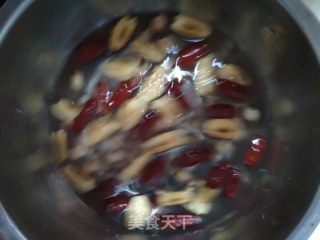 花生红枣浆的做法步骤：3
