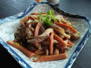平菇炒火腿肠的做法步骤：8