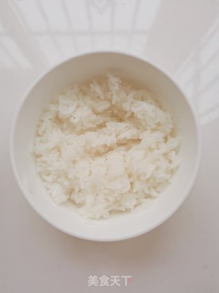 火腿肉松饭团的做法步骤：5