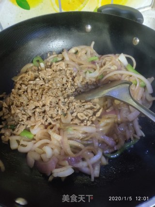 洋葱炒肉丝的做法步骤：6
