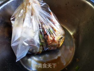 传统香酥鸡的做法步骤：4