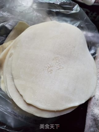 鲜肉锅贴的做法步骤：3