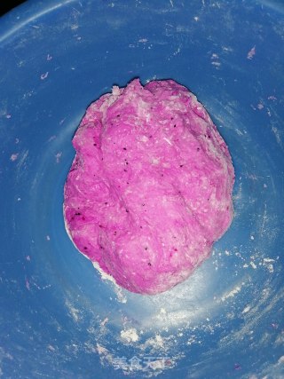 “ 花样面食 ”火龙果鸡蛋饼的做法步骤：2