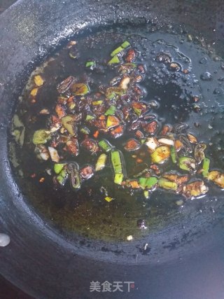 剁椒酱蒸腐竹粉丝的做法步骤：5
