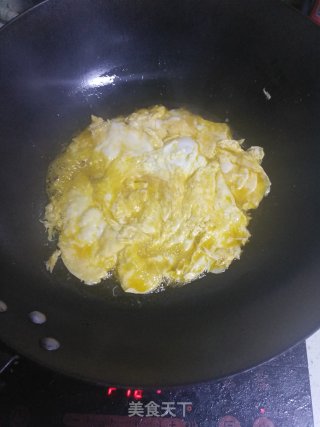 韭菜炒鸡蛋的做法步骤：5