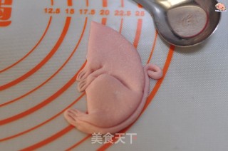 “鼠”你最美馒头的做法步骤：6